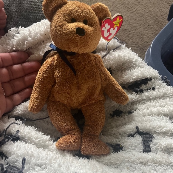 TY Beanie Babies Original Fuzz the Bear (1999)